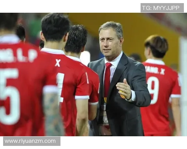 赵强的足球人生深度对话：从青涩少年到职业球员的心路历程